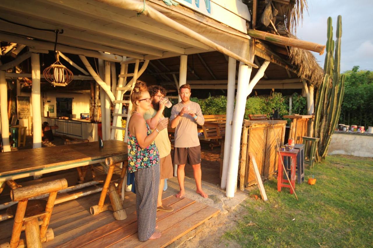 Kamala Surf & Backpacker Hostel Montañita Kültér fotó