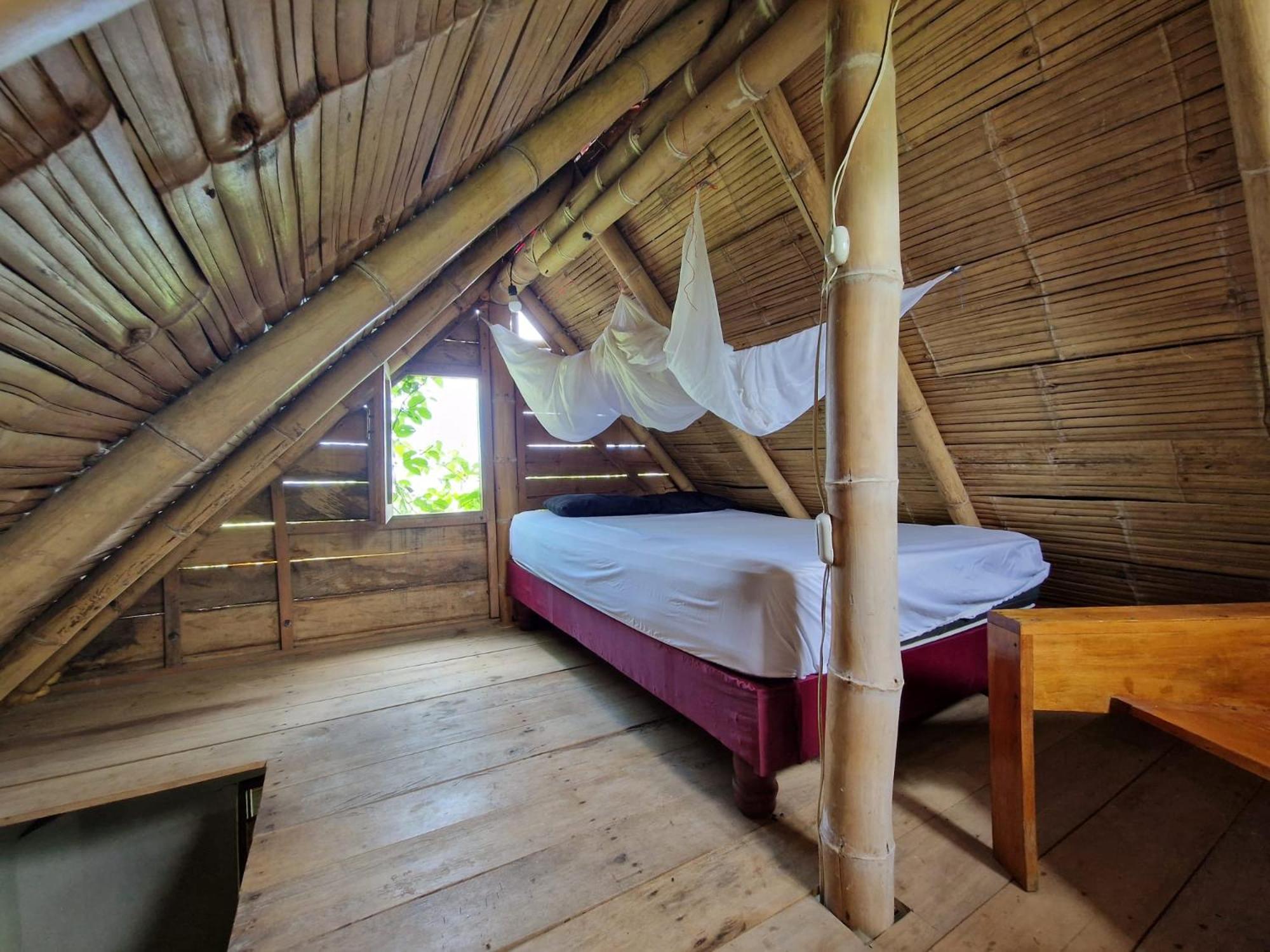 Kamala Surf & Backpacker Hostel Montañita Kültér fotó