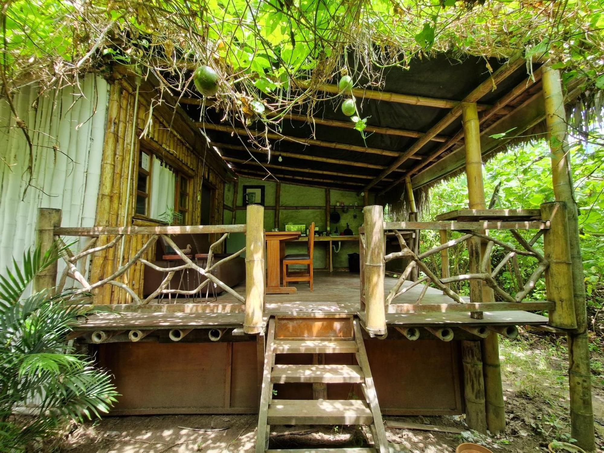 Kamala Surf & Backpacker Hostel Montañita Kültér fotó