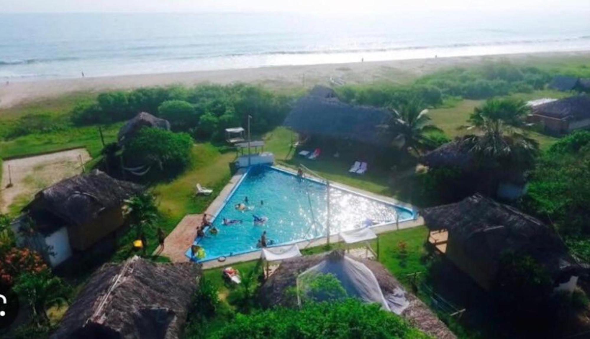 Kamala Surf & Backpacker Hostel Montañita Kültér fotó