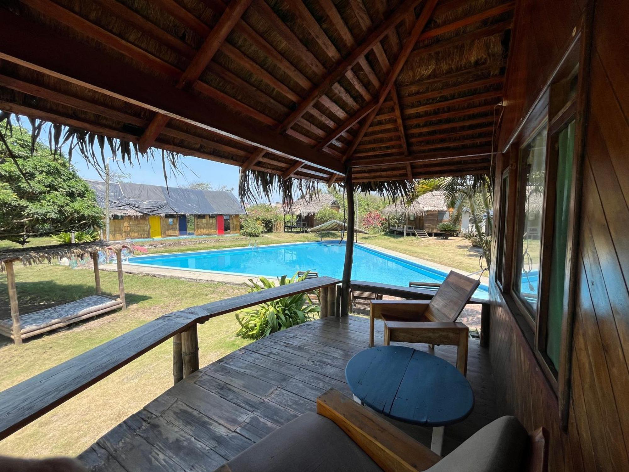 Kamala Surf & Backpacker Hostel Montañita Kültér fotó