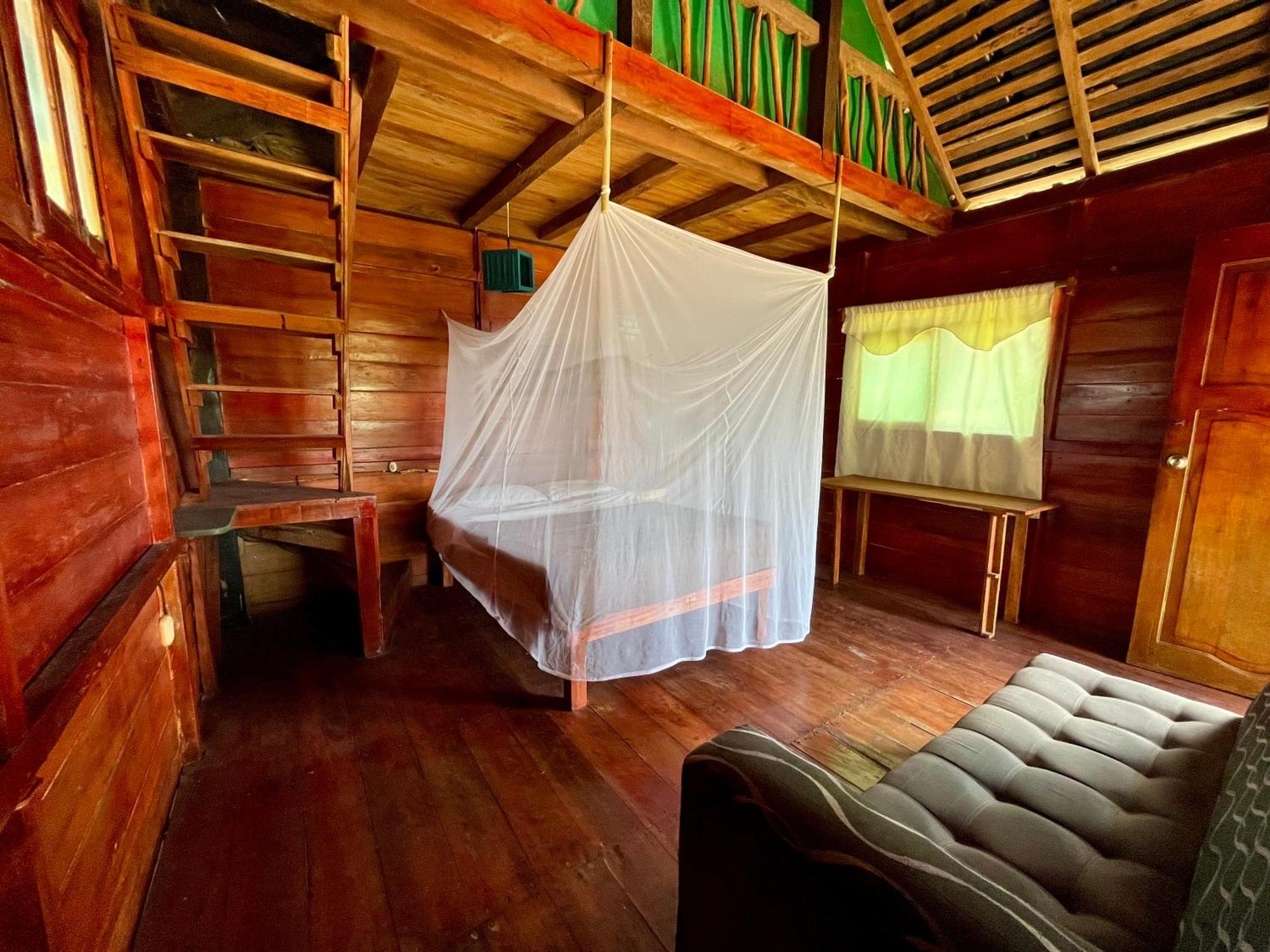 Kamala Surf & Backpacker Hostel Montañita Kültér fotó